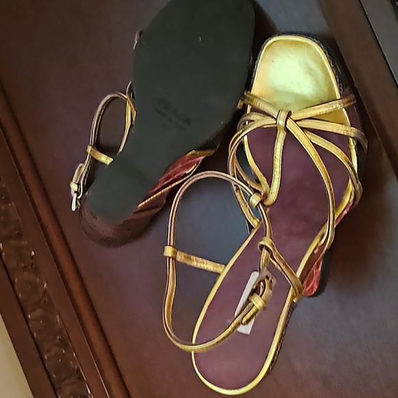 🔥PRADA🔥NEW Milano 2019 Runway Show RETAIL $1900 - Picture 13 of 14